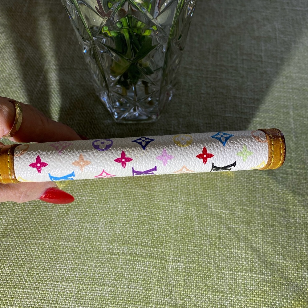 Louis Vuitton  Limited Edition Takashi Murakami Agenda - Picture 6 of 16